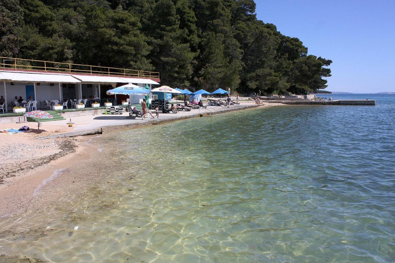 Apartments And Rooms With Parking Space Palit, Rab - 5061 Esterno foto