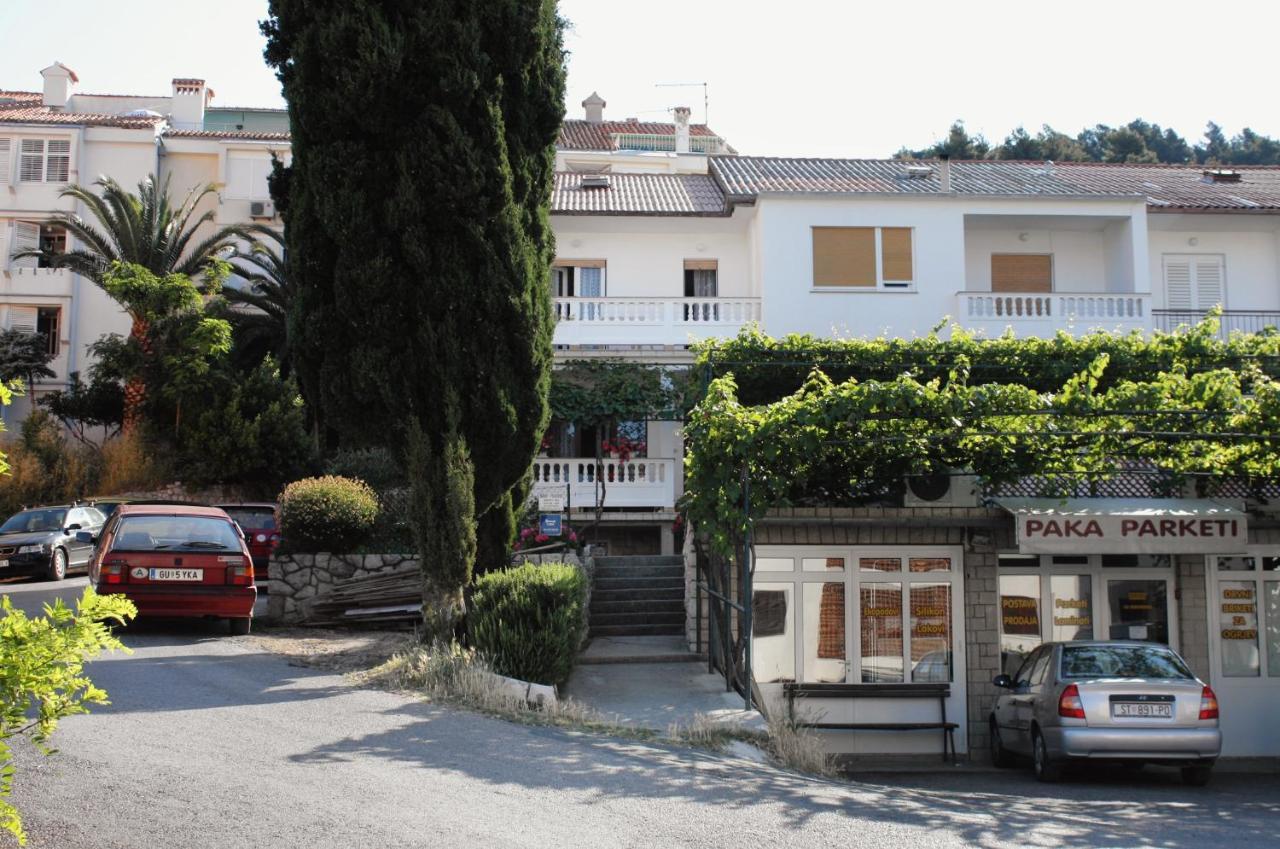 Apartments And Rooms With Parking Space Palit, Rab - 5061 Esterno foto