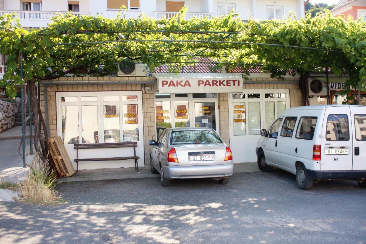 Apartments And Rooms With Parking Space Palit, Rab - 5061 Esterno foto
