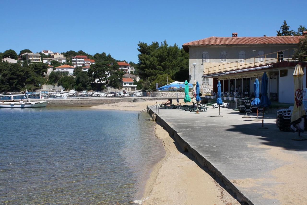 Apartments And Rooms With Parking Space Palit, Rab - 5061 Esterno foto