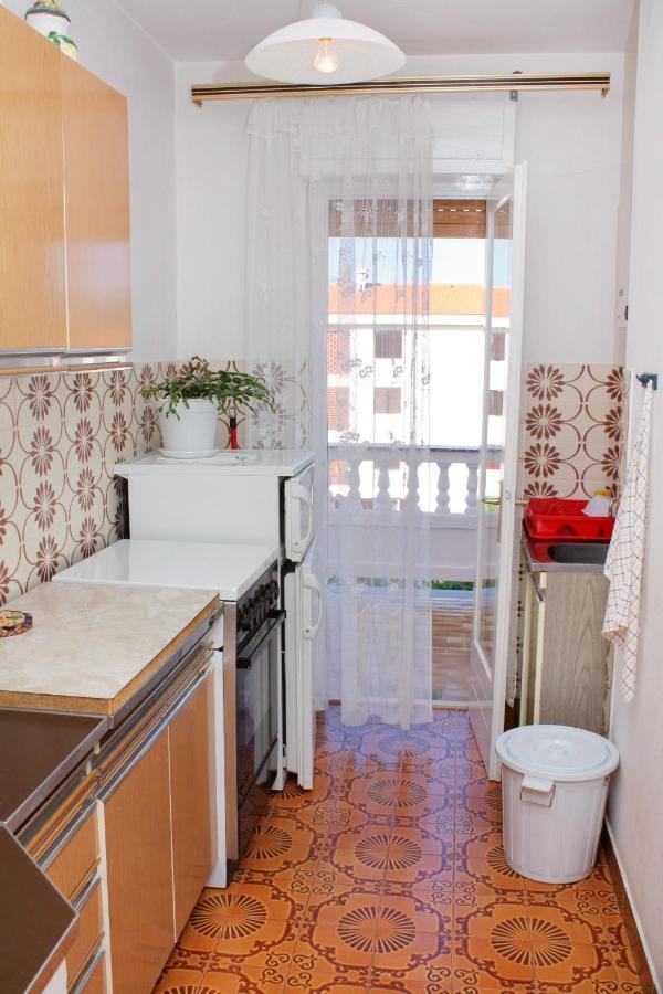 Apartments And Rooms With Parking Space Palit, Rab - 5061 Esterno foto